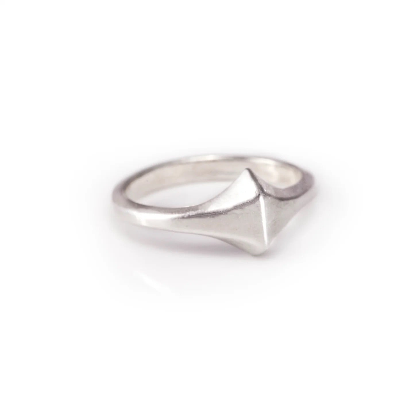 Maidenshield Ring
