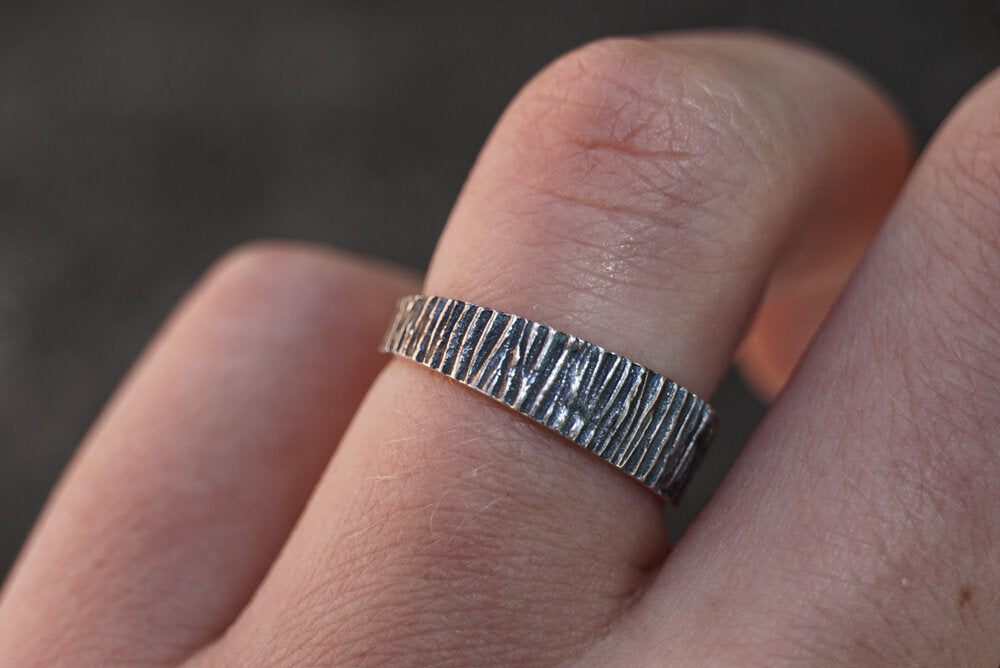 Tapered Bark Band Ring