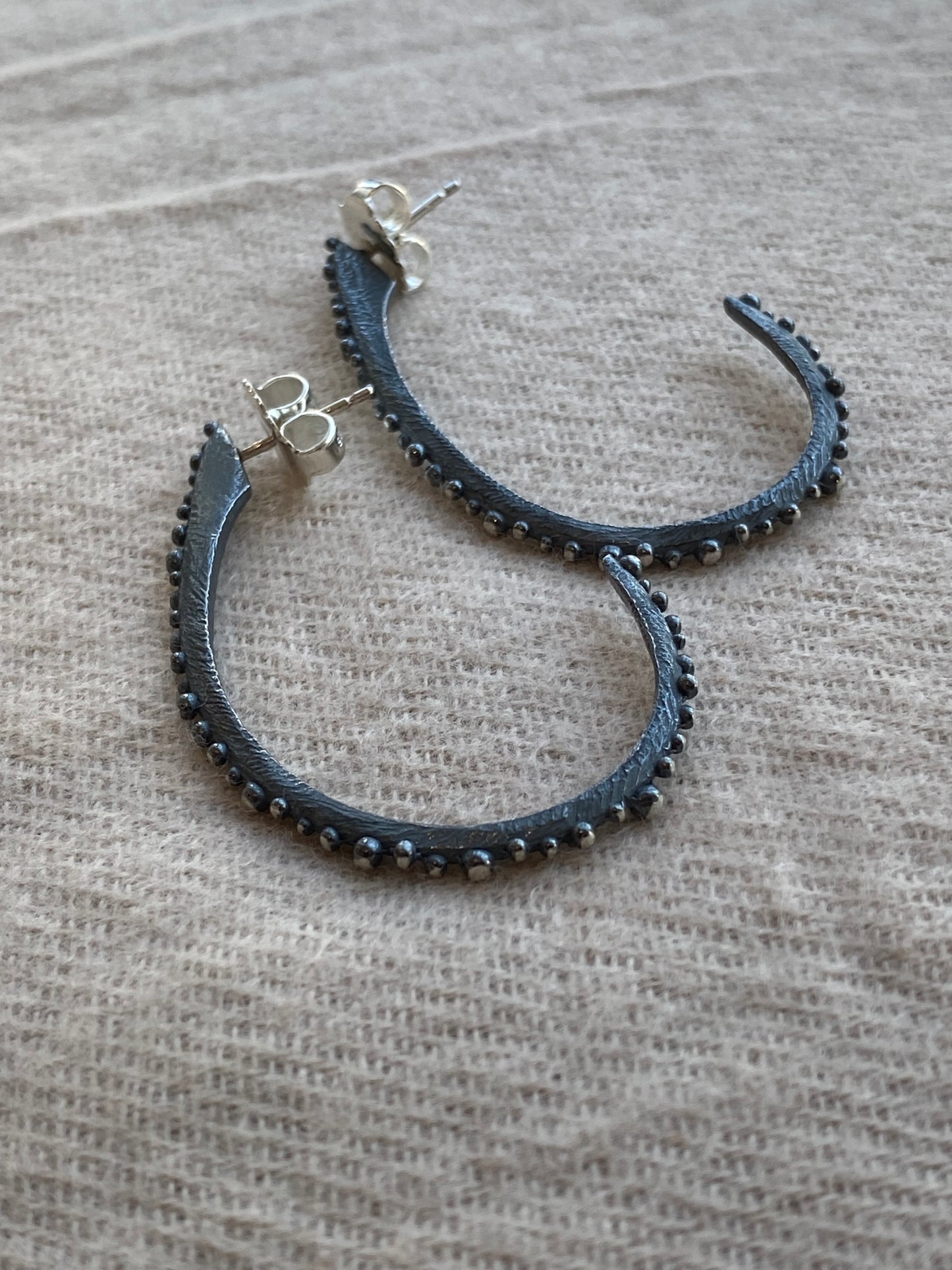 Oxidized Bumpy Long Hoops