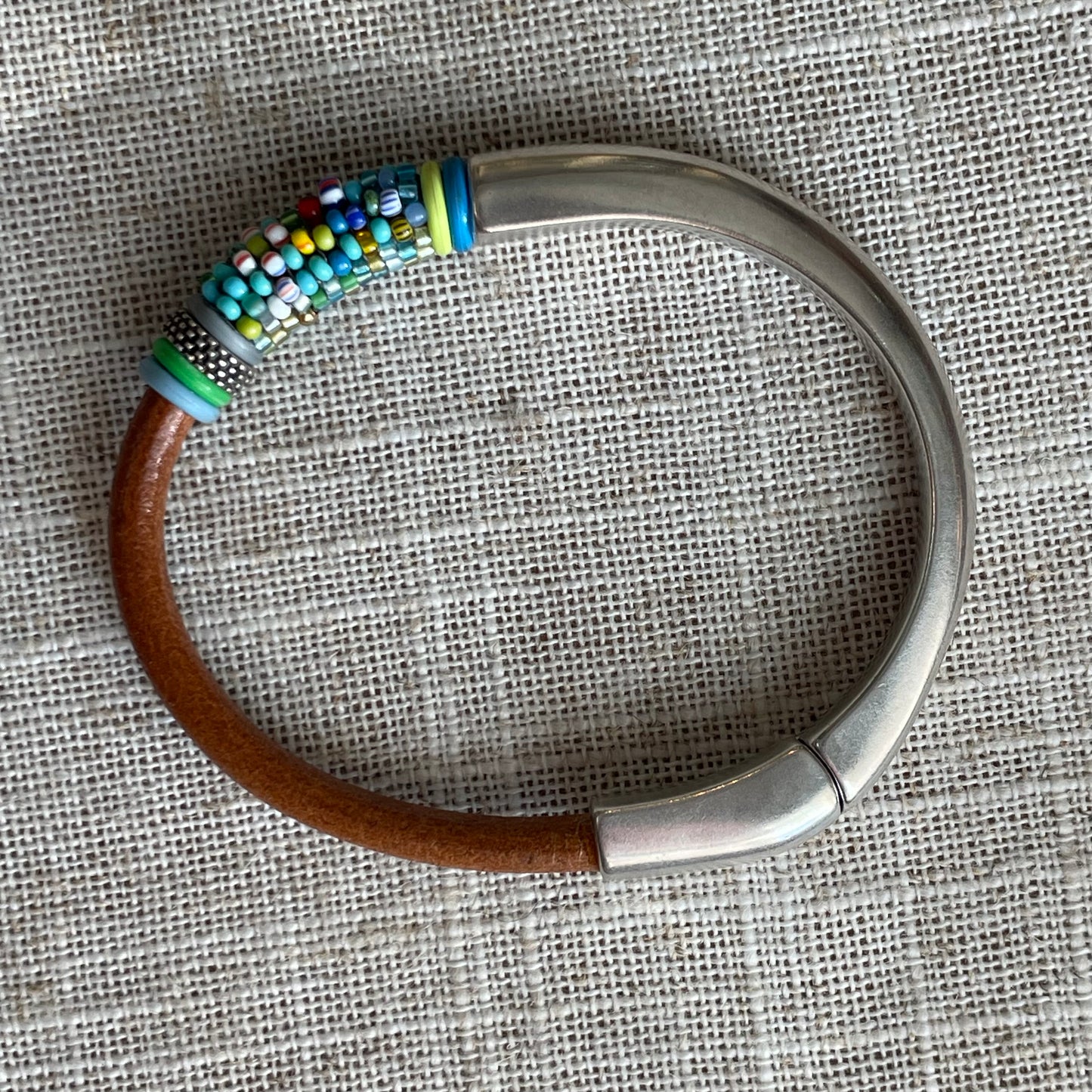 African beads Magnetic Bracelet