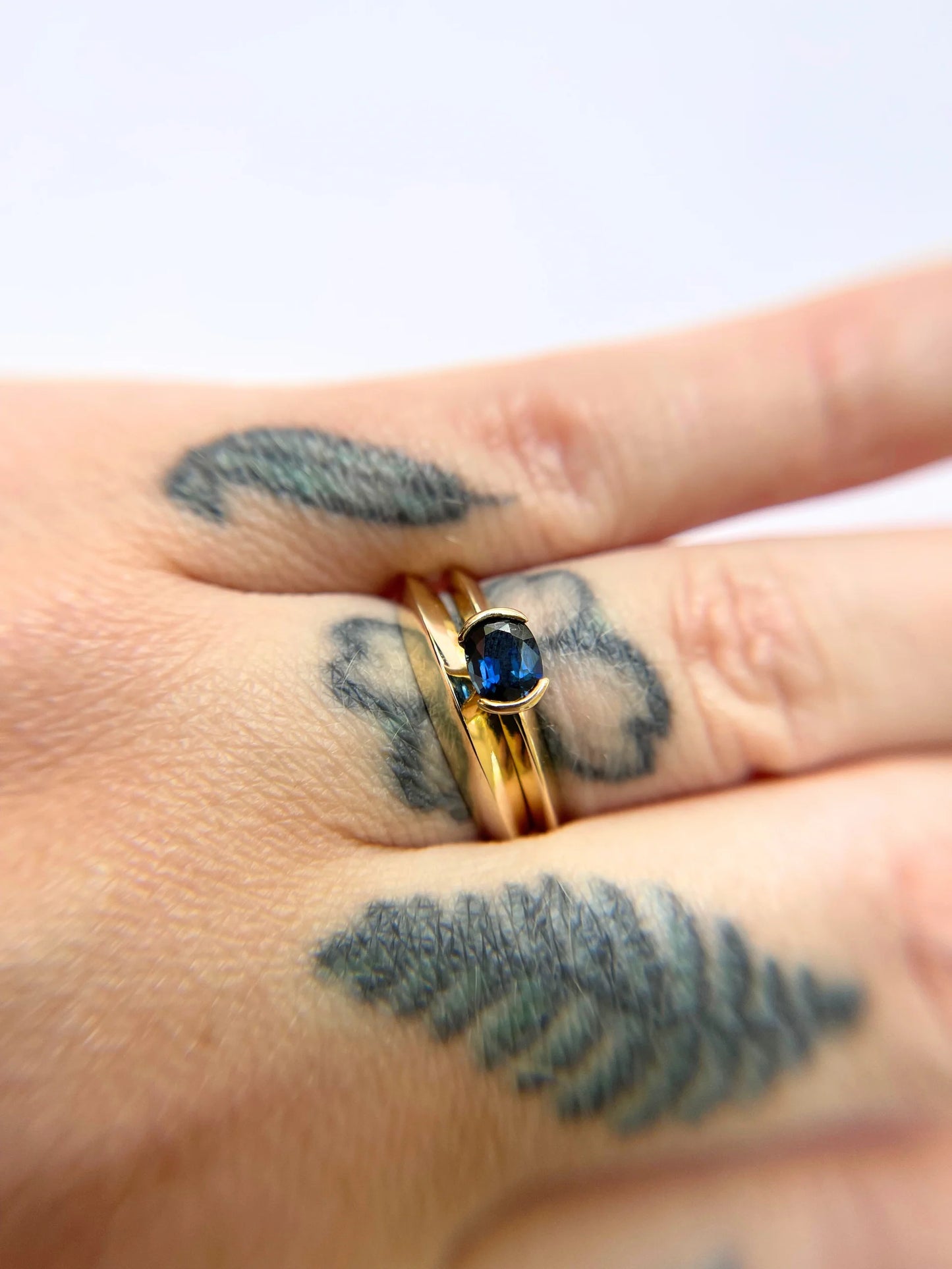 Knife Edge Band 14K