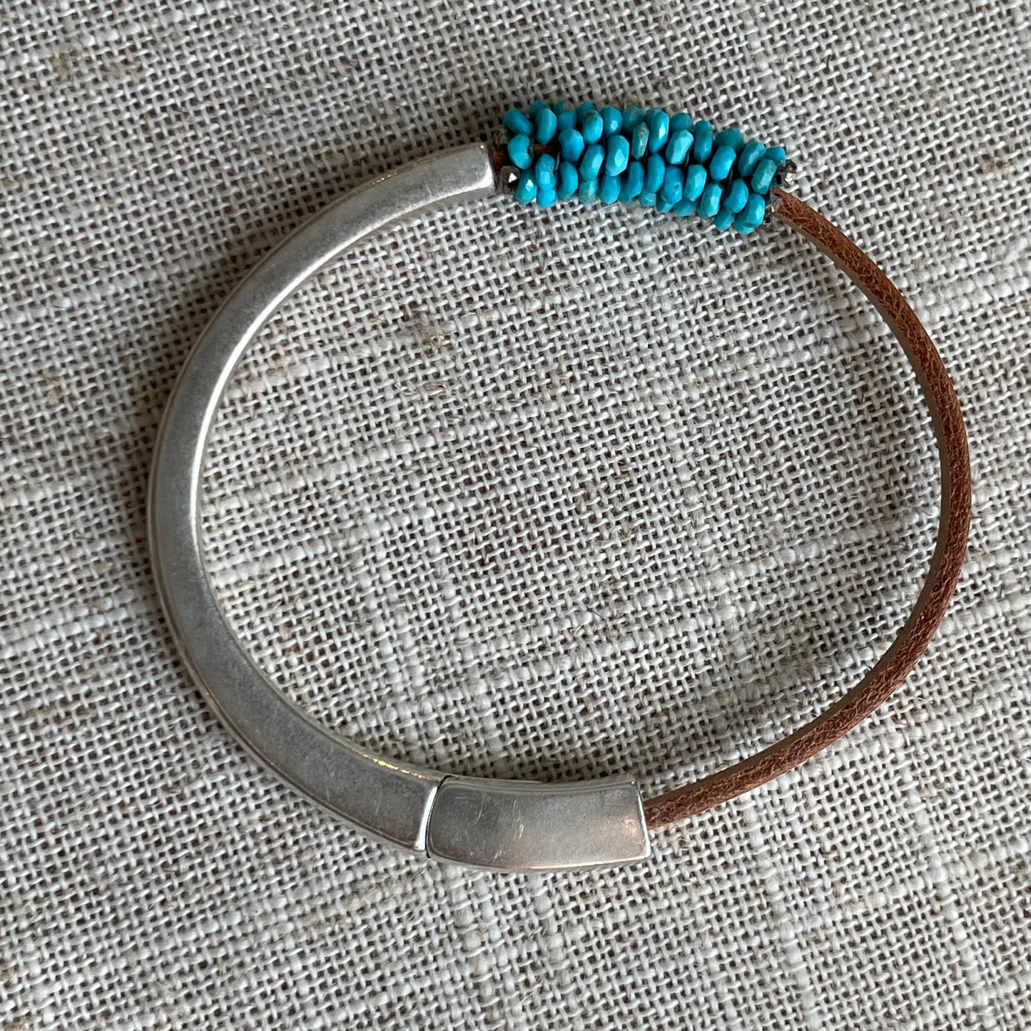Turquoise and leather Magnetic Bracelet