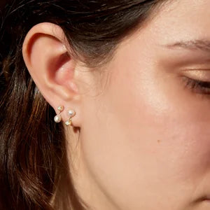 LA SEINE: Opal Companion Studs