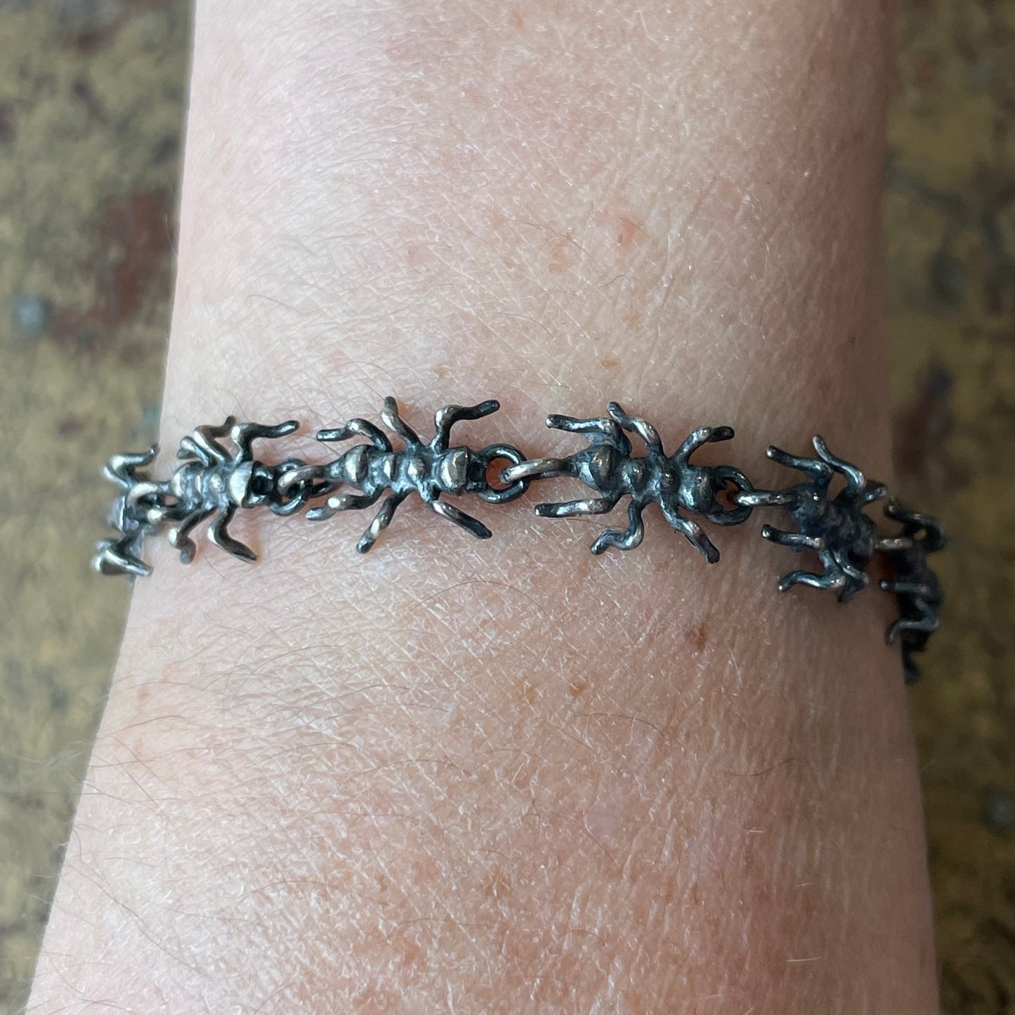 Ant link Bracelet