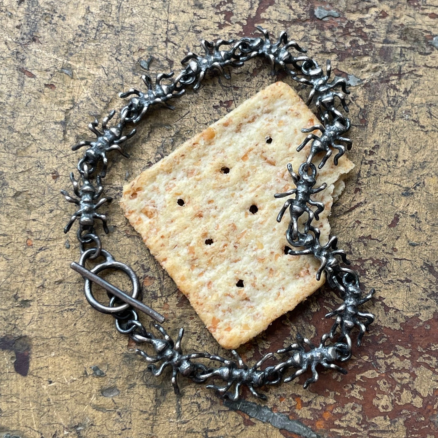 Ant link Bracelet