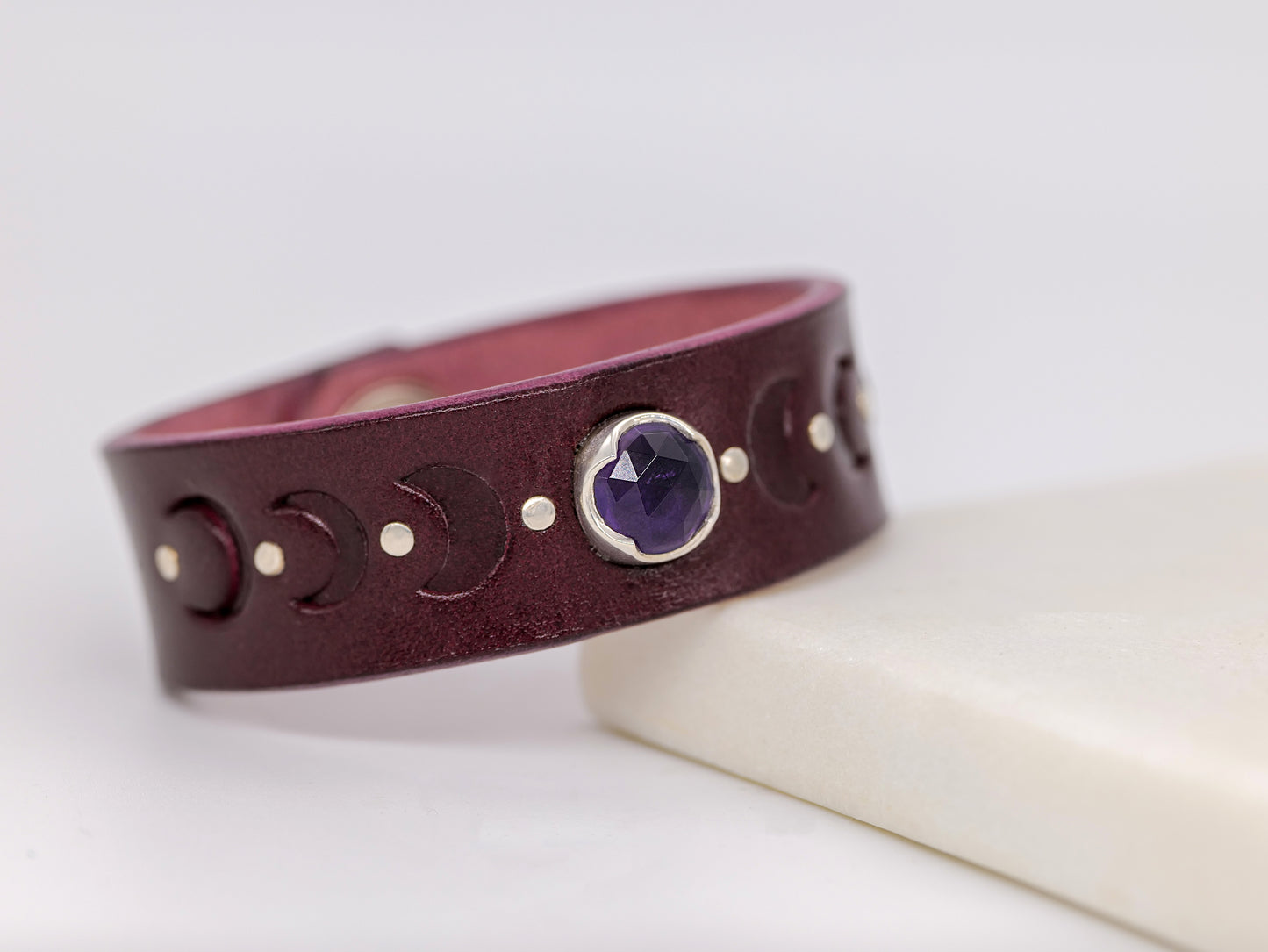 Snap Bracelet w/ Amethyst