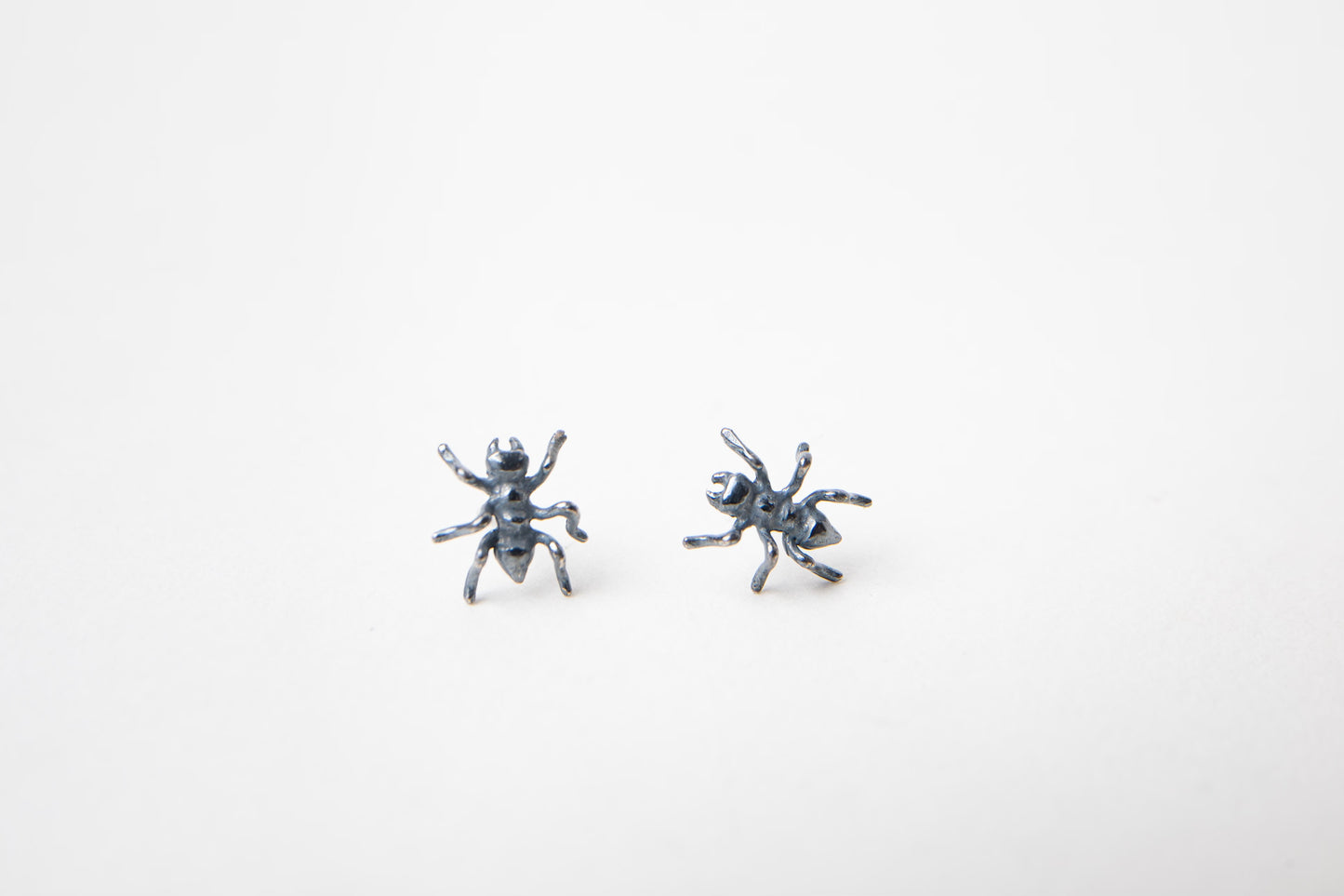 Oxidized Ant Studs