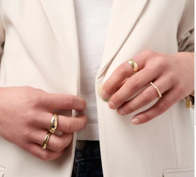 HEXAGON RING