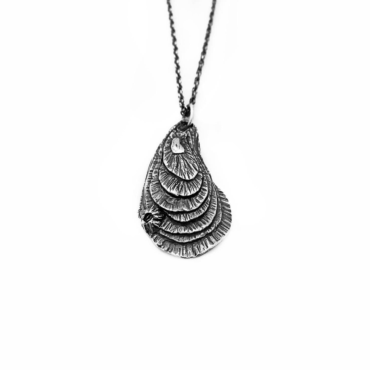 Oyster Pendant Necklace