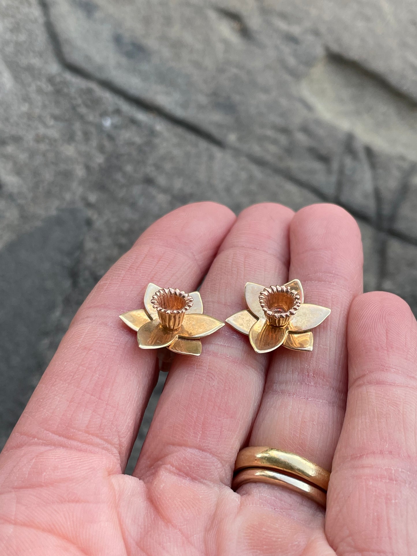 Daffodil Stud Earrings