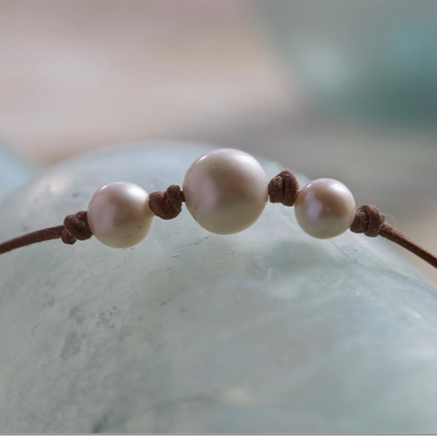 "Daisy" 3 Freshwater Pearls Knotted Necklace