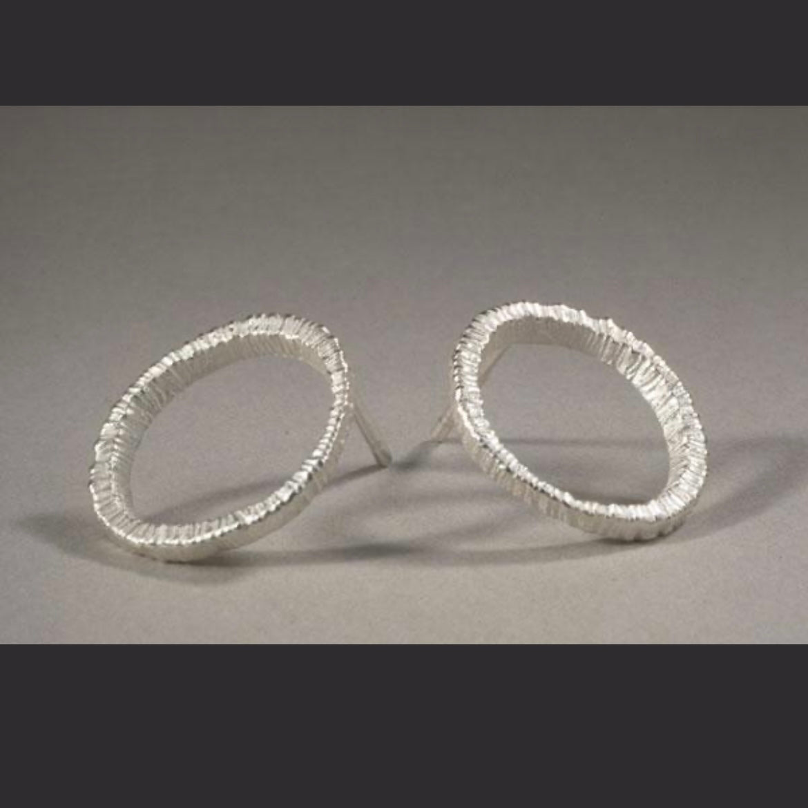 Circle Dig Ring Earring