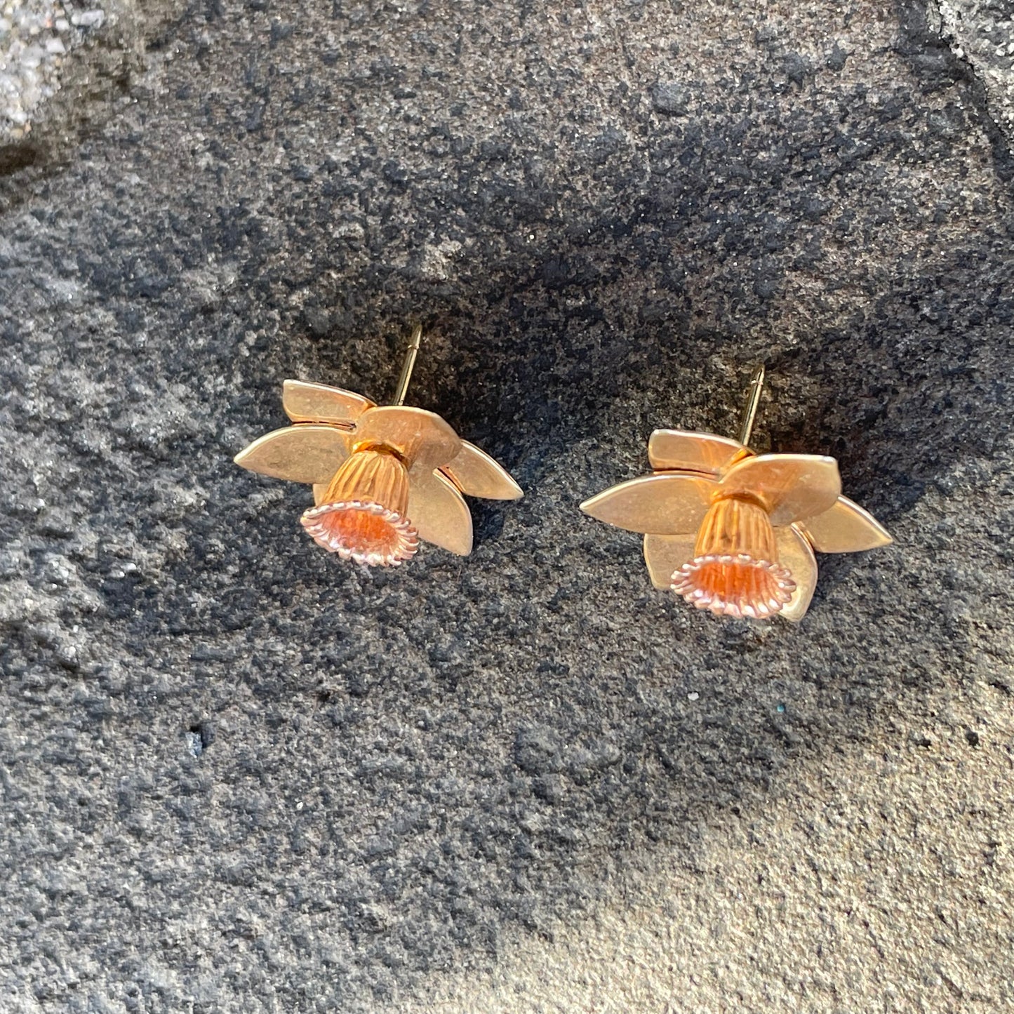 Daffodil Stud Earrings