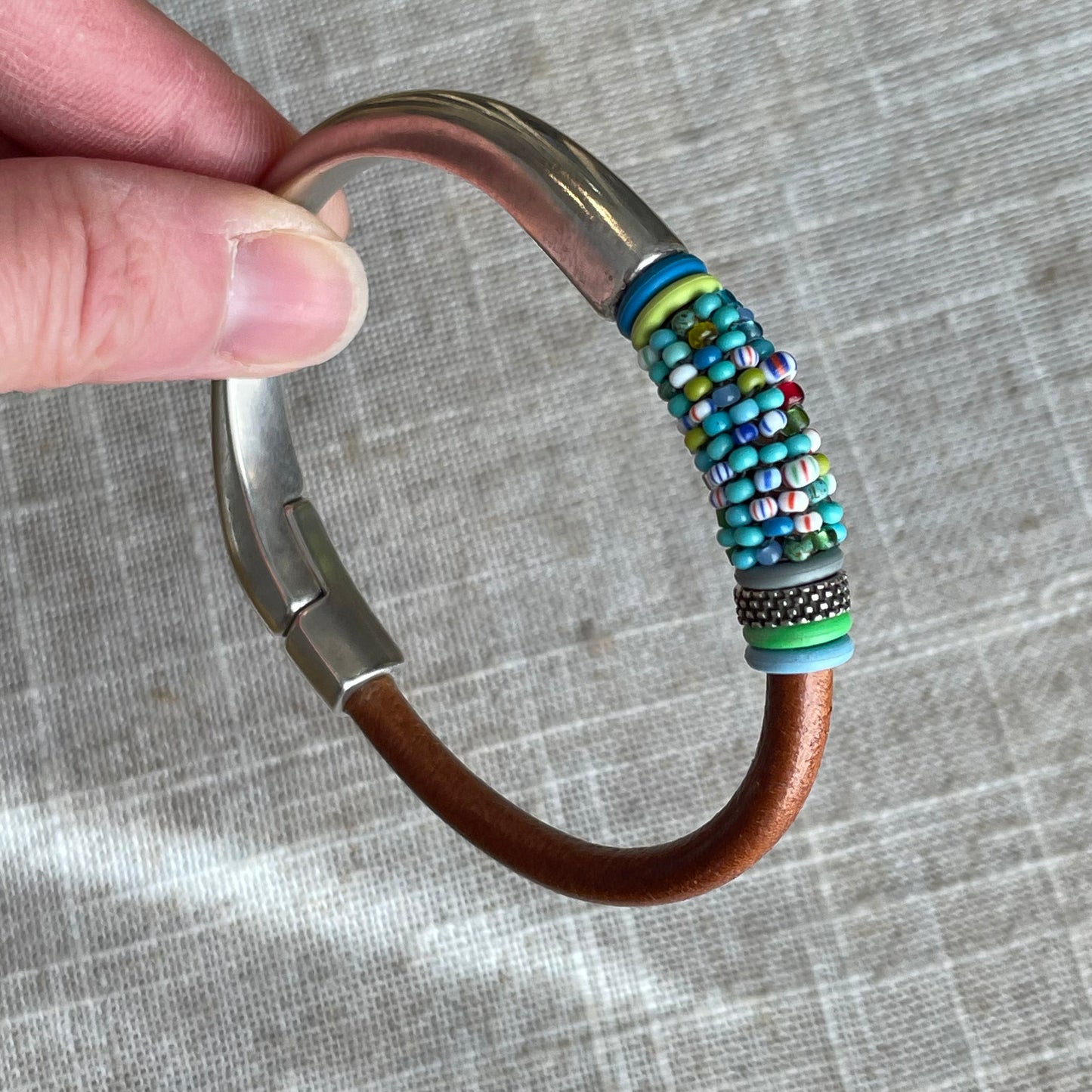 African beads Magnetic Bracelet