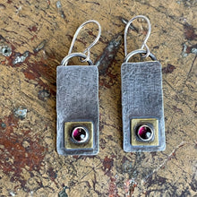 Load image into Gallery viewer, Garnet Rectangles Earrings