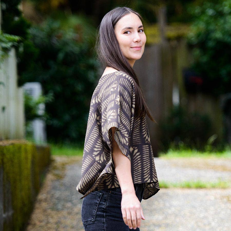 Women's Lightweight Airy Block Print Crop Top Blouse - Nue