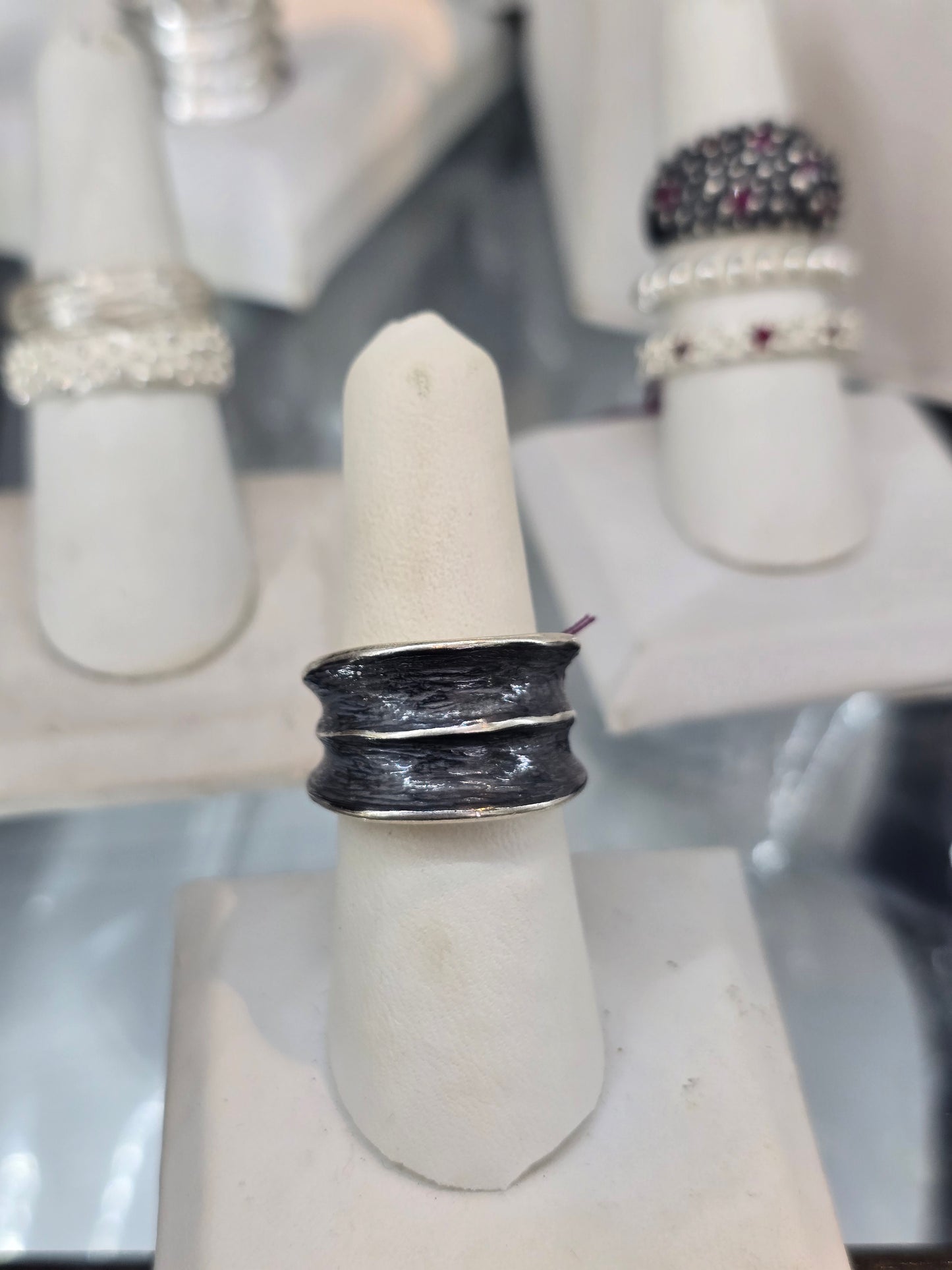 Oxidized Two Row Tapered Horn Ring
