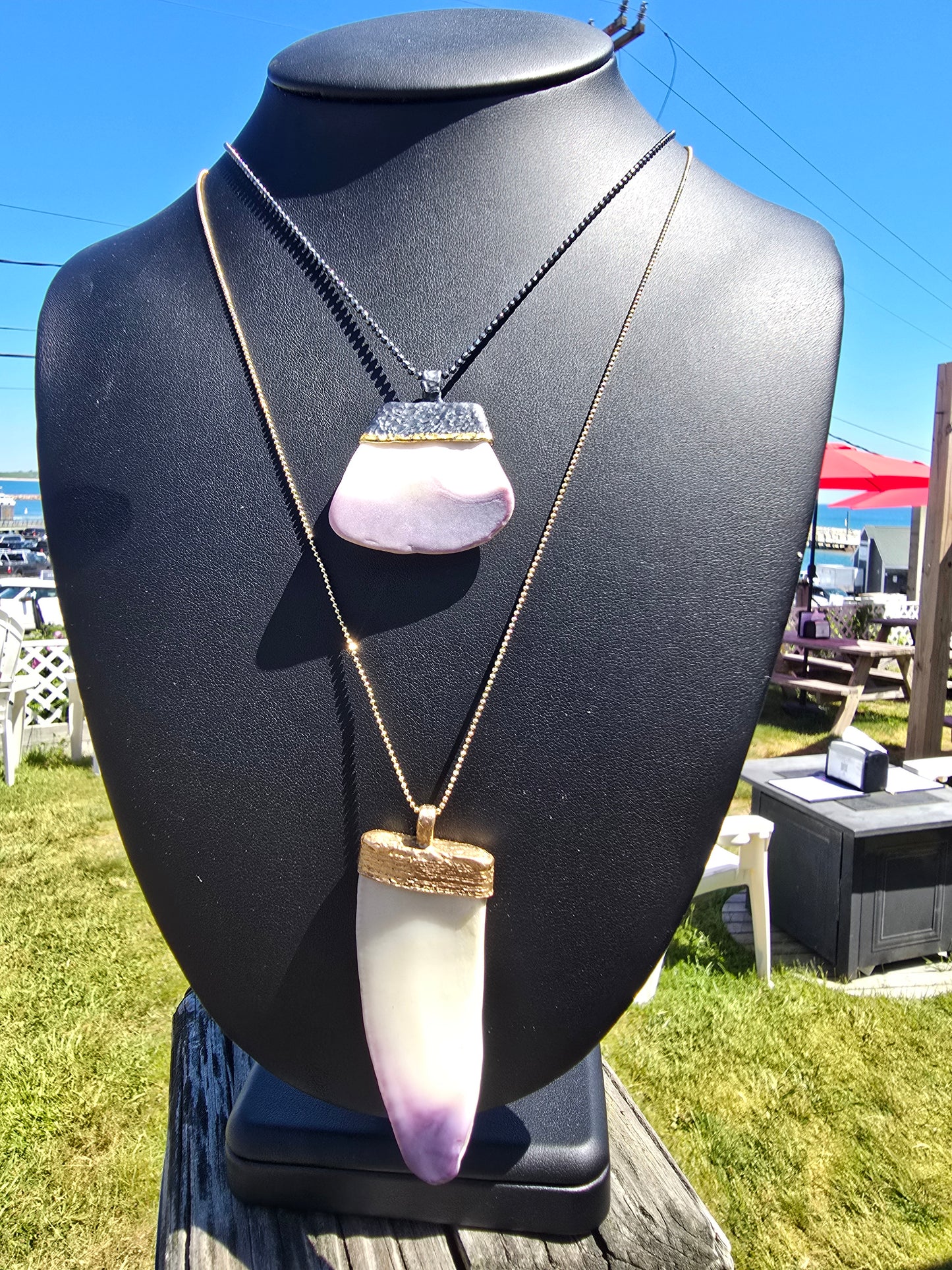 Gold Wampum Pendant Necklace 18K