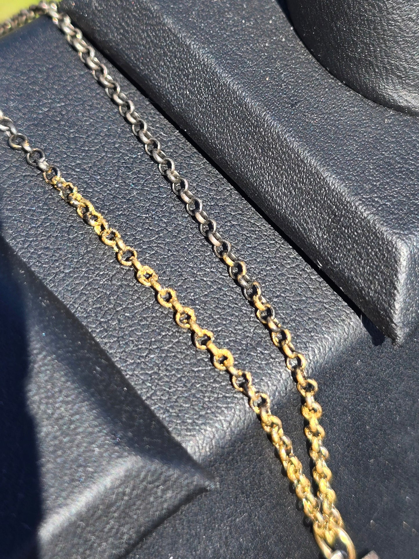 Floating Star Charm Necklace 18K