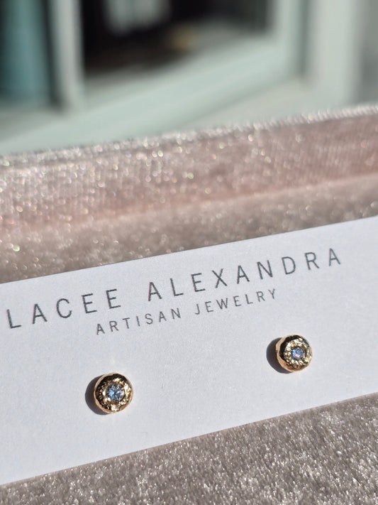 Textured 10k Gold w/ Lab Diamond