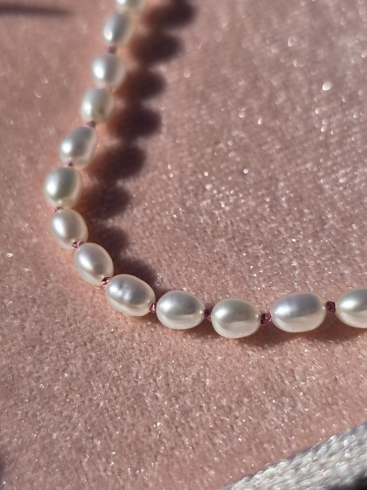 Oblong Pearl w/ Pink Silk