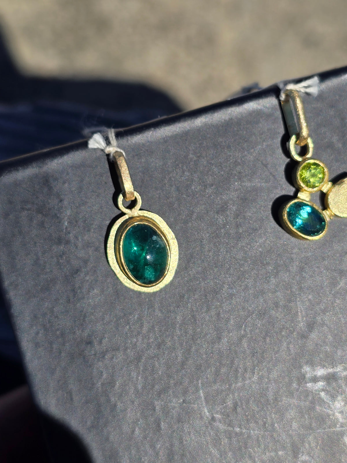 Emerald Cabachon Pendant