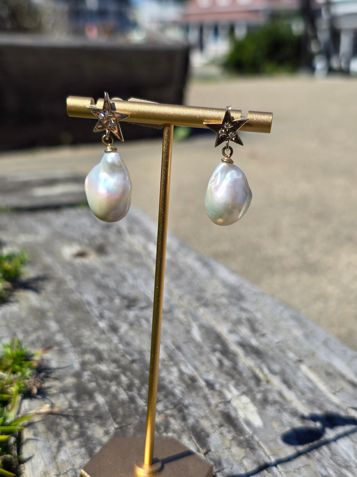 Pearl Star Dangles - Gold