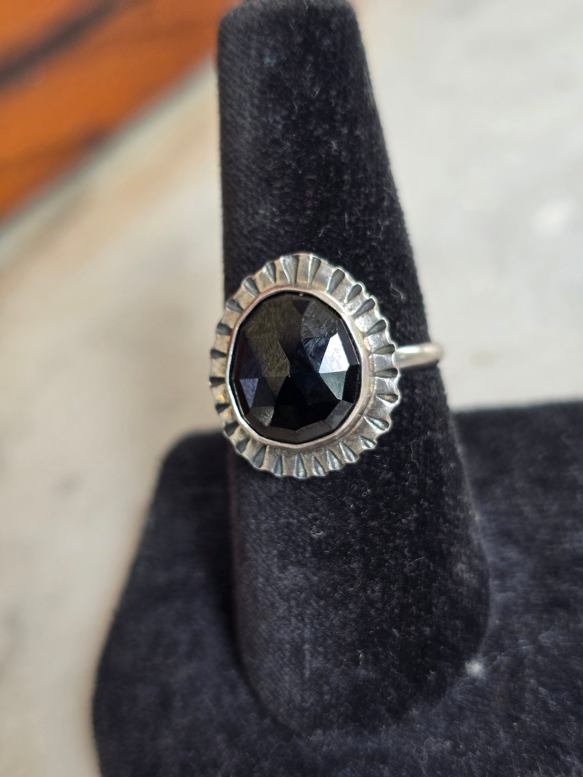 Black Spinel Ridge Ring
