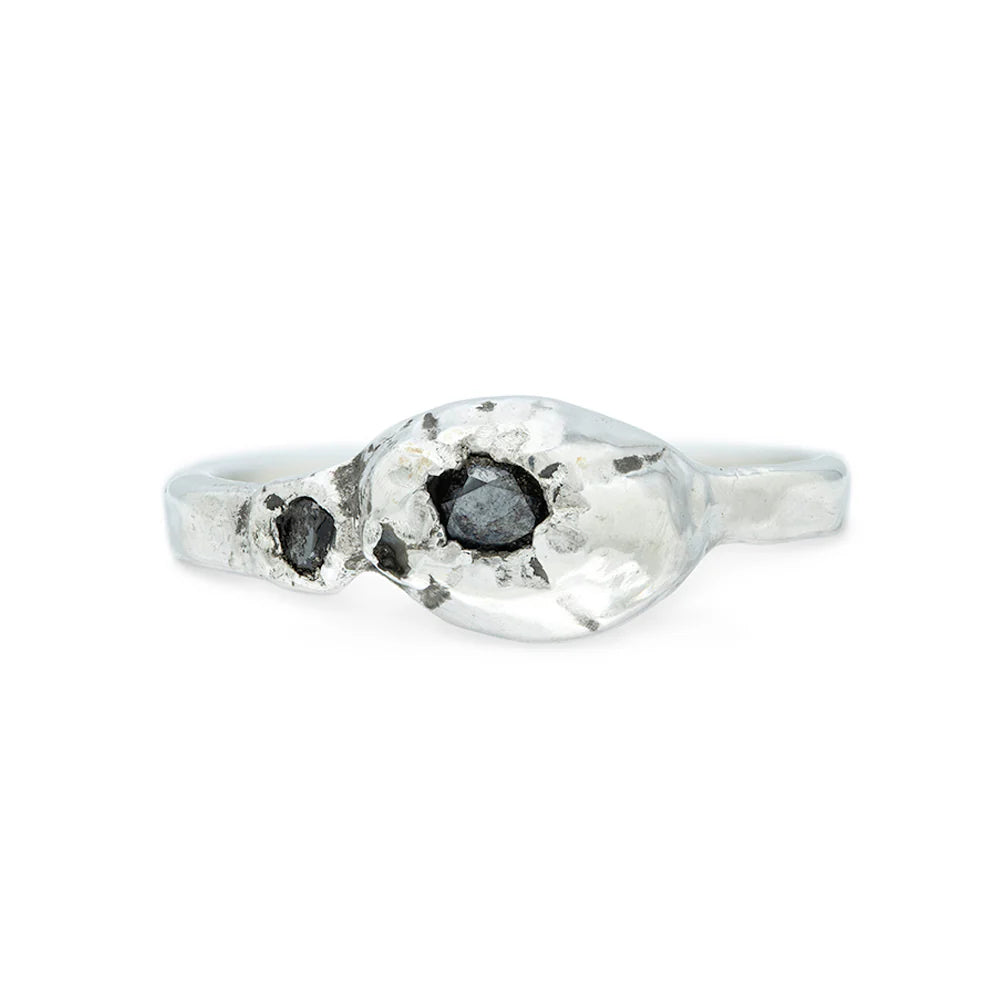 Tom & Jerry Barnacle Ring w/ Black Diamonds