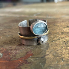 Load image into Gallery viewer, Kyanite Sterling Ring
