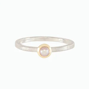 COVENT GARDEN: Petite Pearl Solitaire