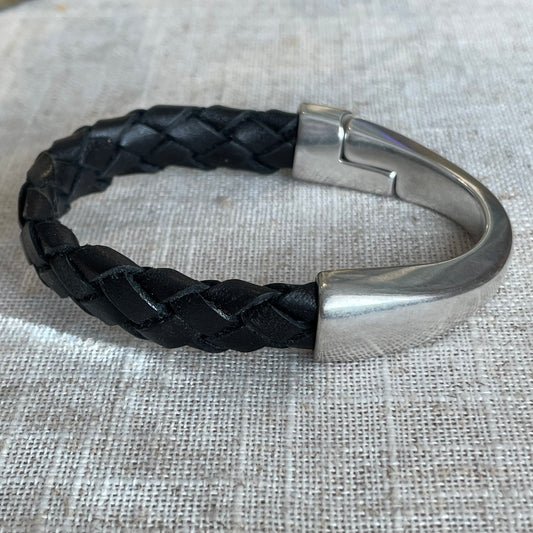 Braided Black leather and silver bracelet