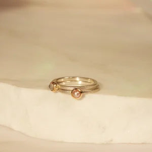 COVENT GARDEN: Petite Pearl Solitaire