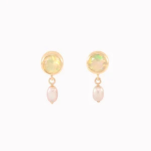 LA FLANERIE: Aquamarine & Pearl Studs