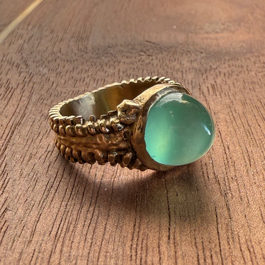 Gold Starfish Ring with Chrysoprase
