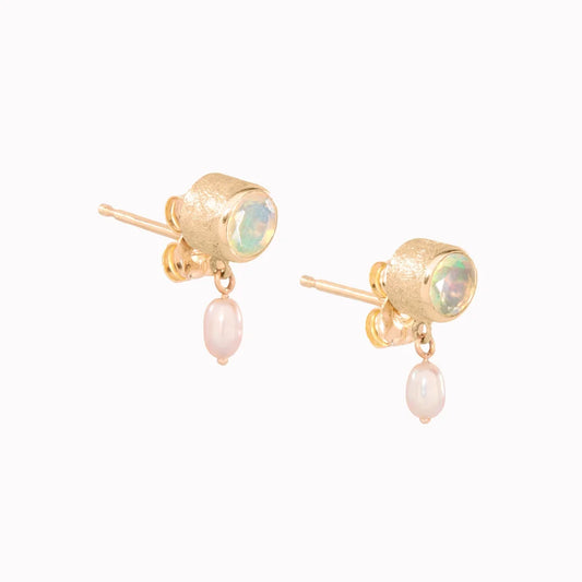 LA FLANERIE: Aquamarine & Pearl Studs