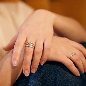 PASSY: Topaz Solitaire Ring