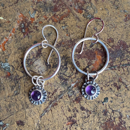 Ridge Hoops Earrings with semiprecious stones