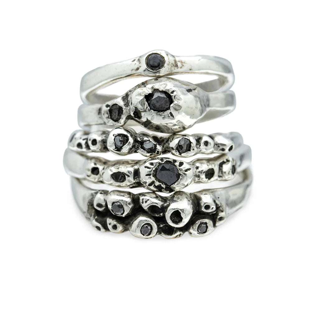 Tom & Jerry Barnacle Ring w/ Black Diamonds