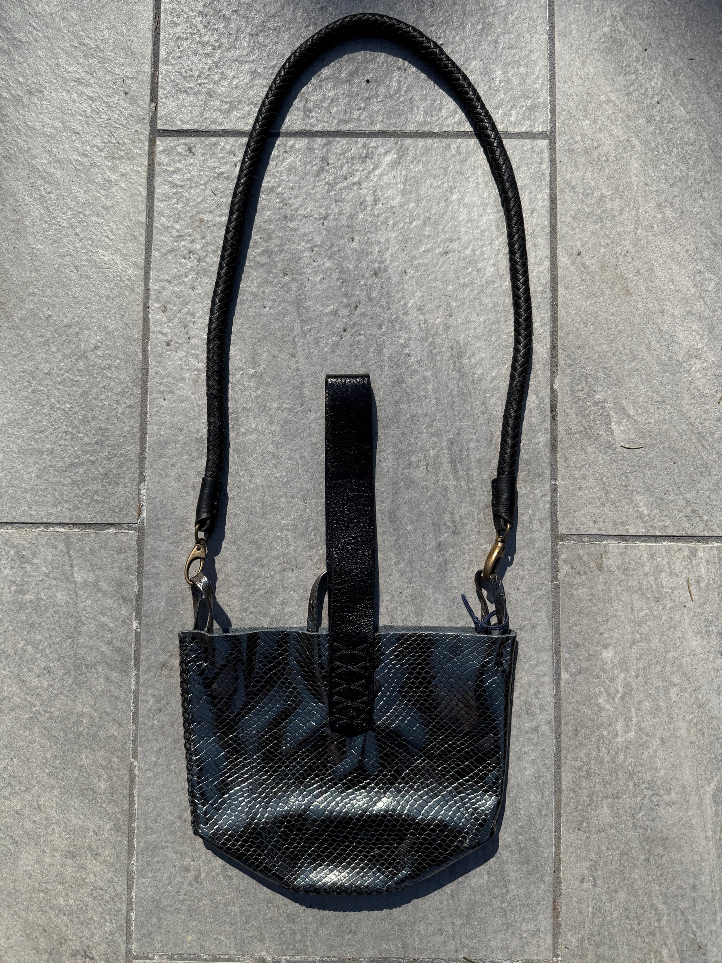 Navigli Wristlet Handbag
