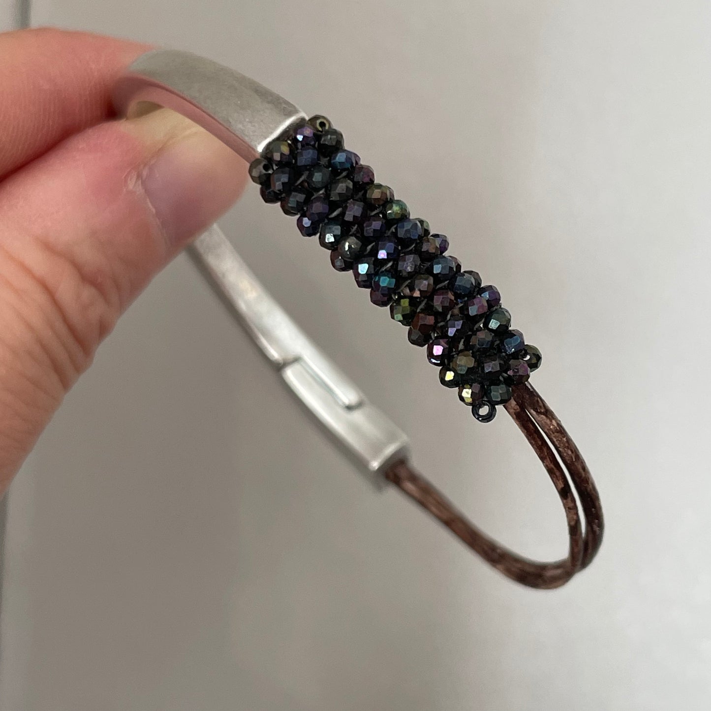 Aubergine Spinel Magnetic Bracelet