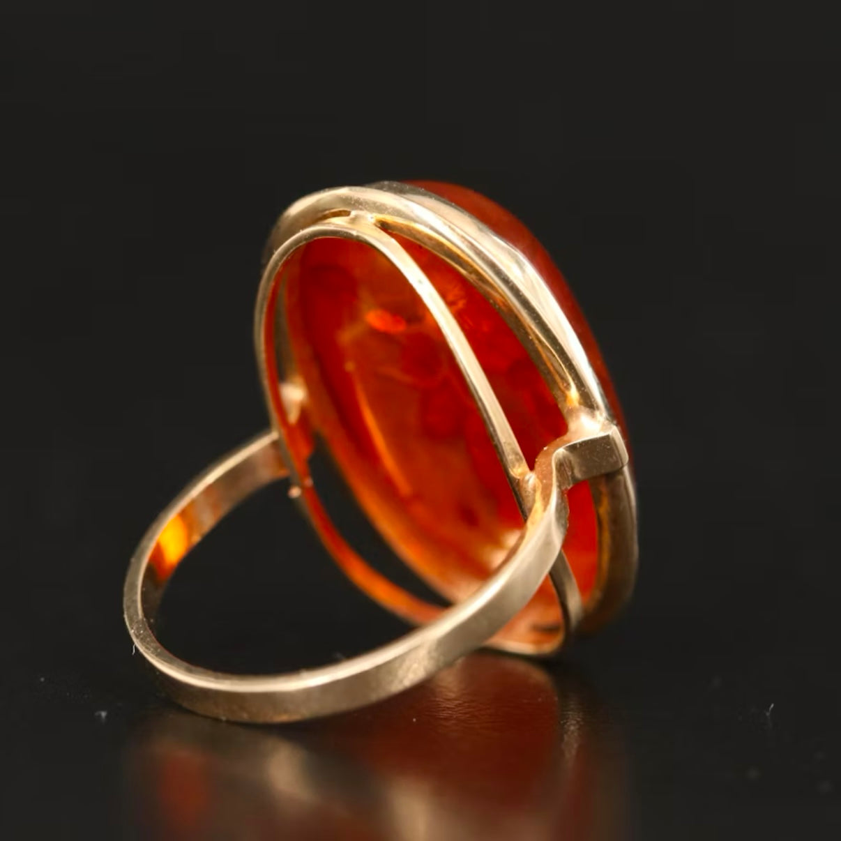 Vintage Amber and Gold Ring