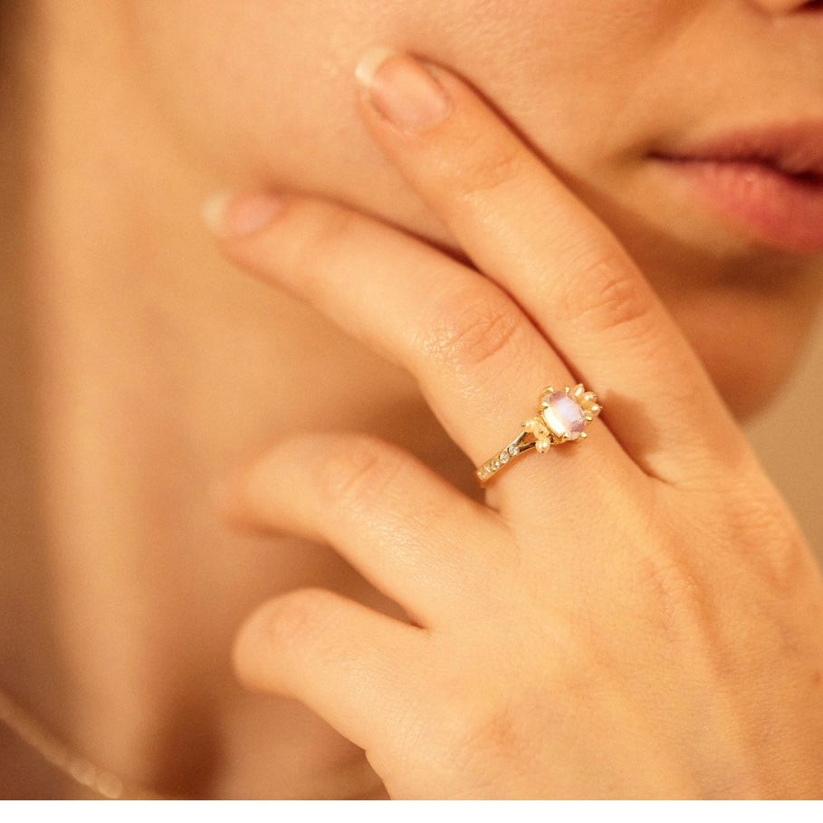 ÉDITH: Moonstone, Pearl and Diamond Ring