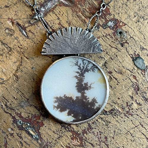 Dendritic Agate Ridge Necklace