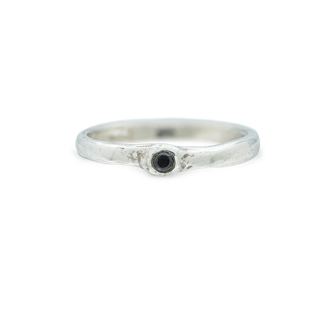 Baby Barnacle Ring w/ Black Diamond