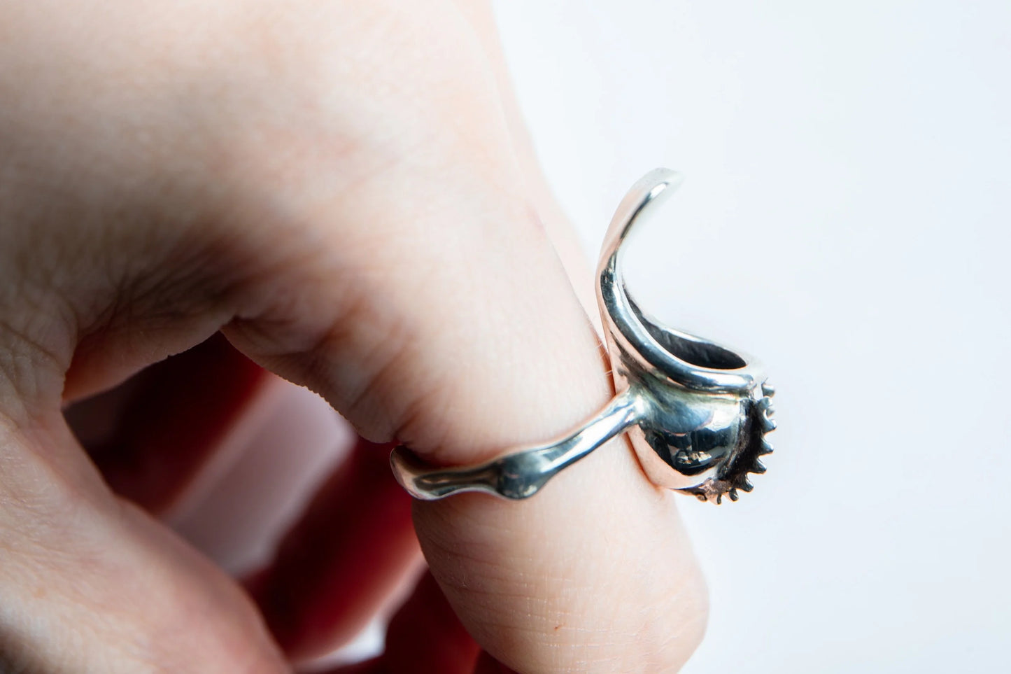 Squat Pitcher Ring