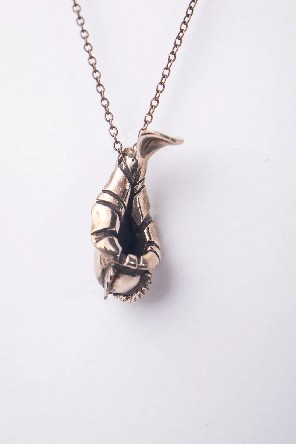 Bronze Veitchii Necklace
