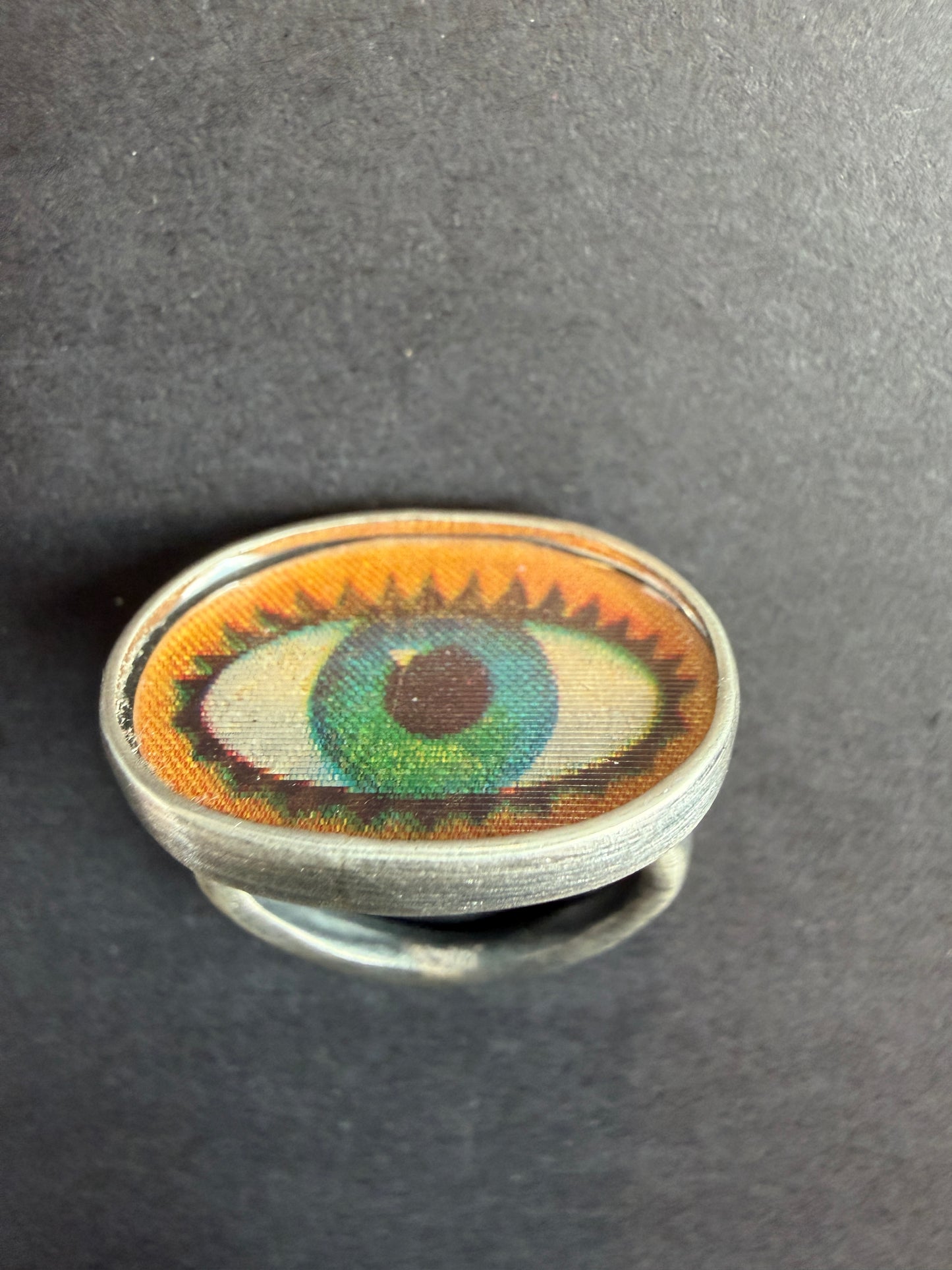 Vintage Green Eye Winky Signet Ring in Sterling Silver