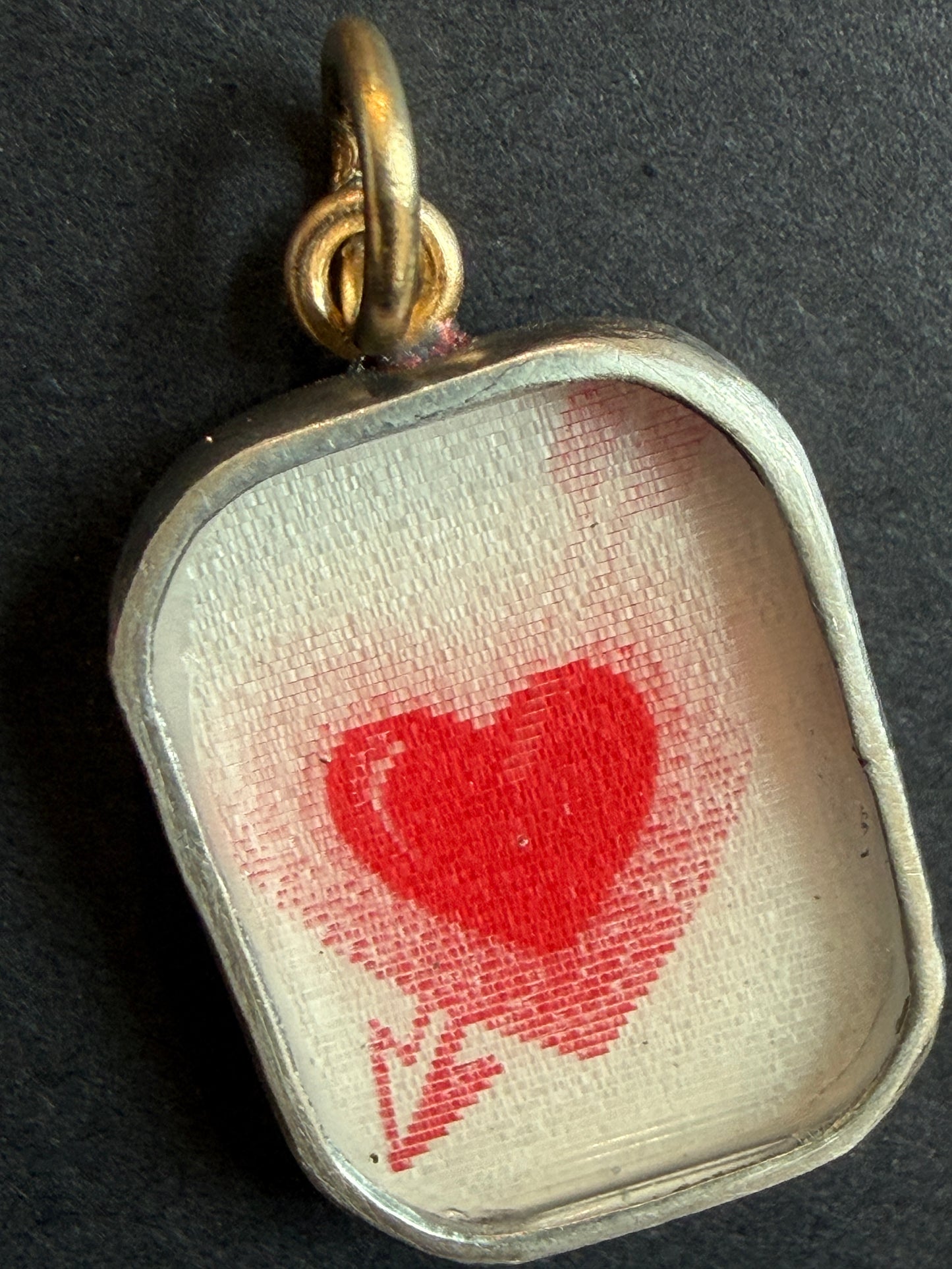 Vintage Heart and Arrow Winky Charm