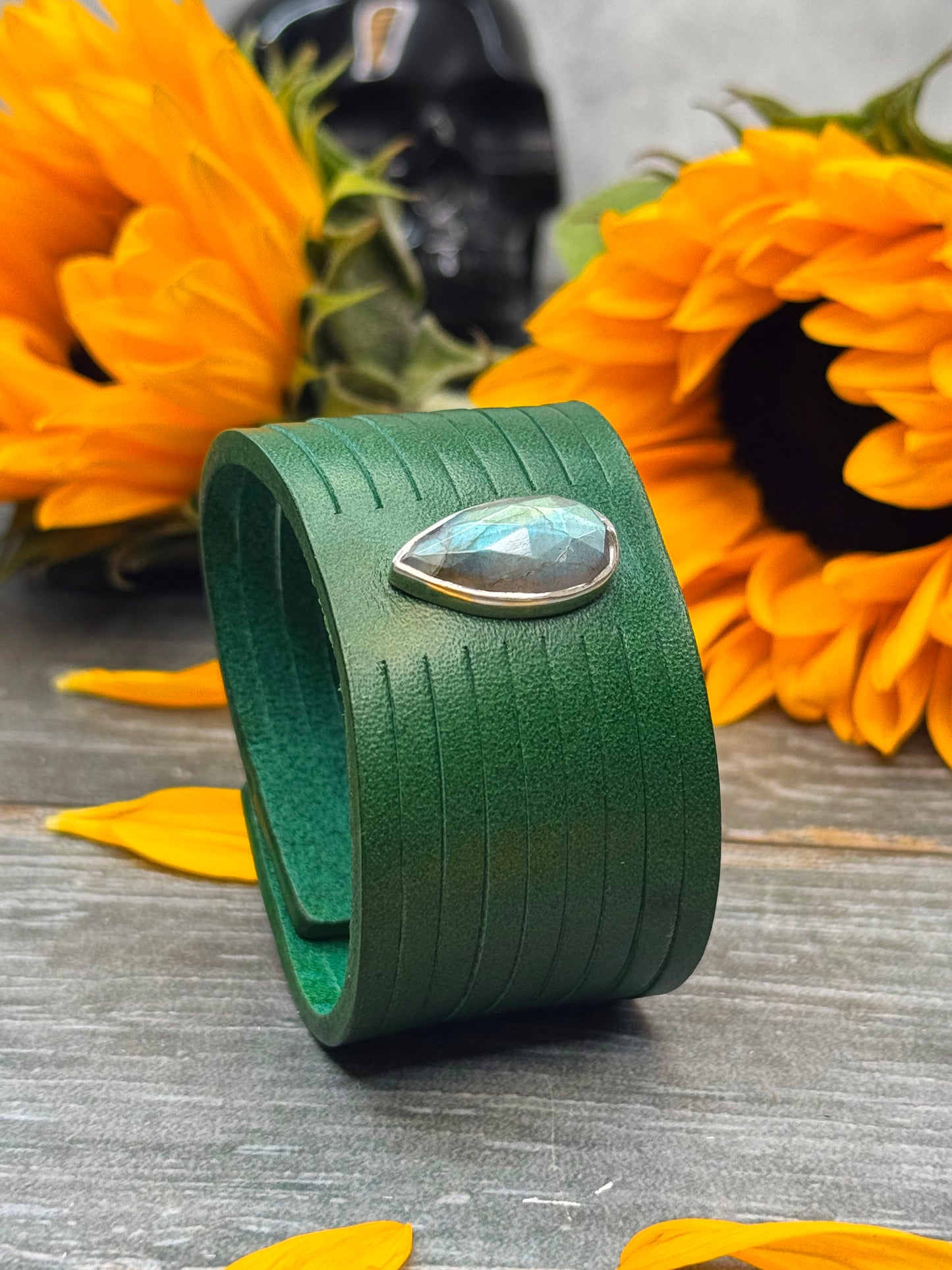Snap Bracelet w/ Green Leather & Labradorite